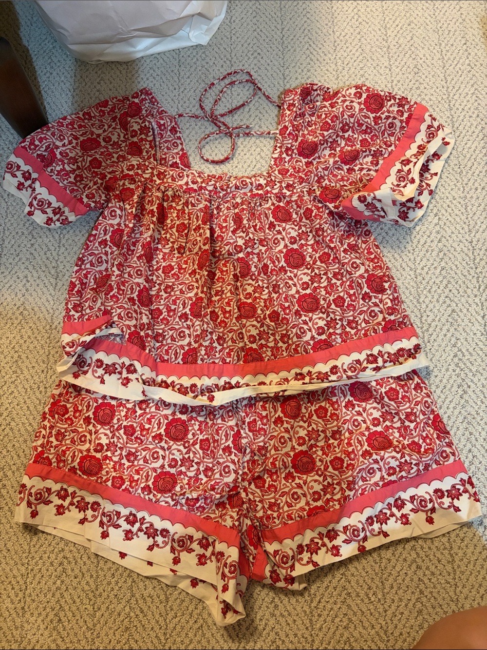Universal Thread Pink and White Floral Short and Top Set
